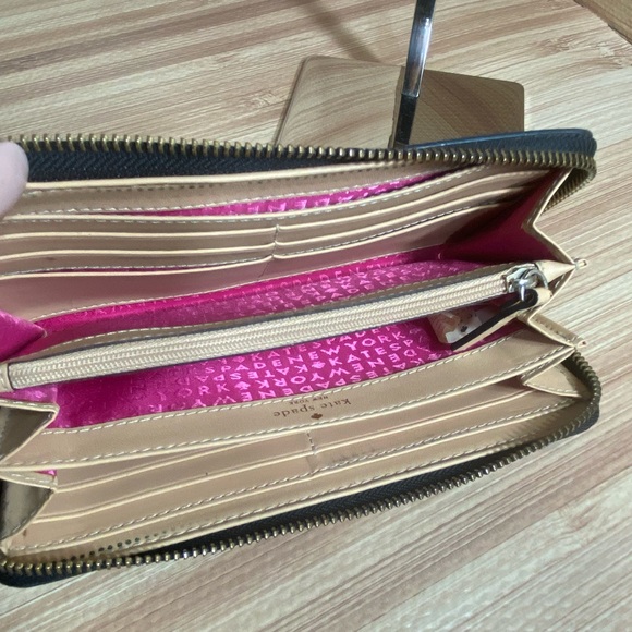 Kate Spade black Wallet - Picture 8 of 8